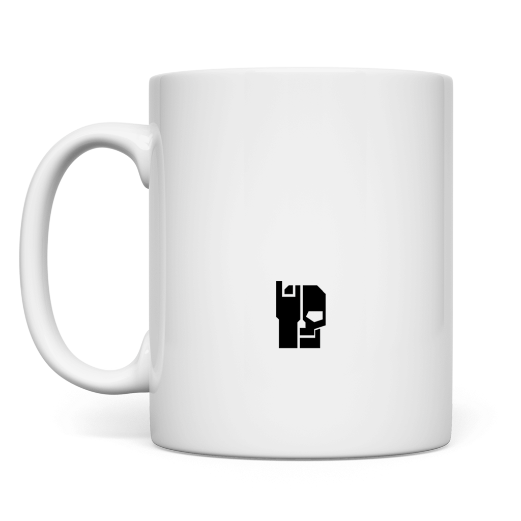 Weiße Tasse mit schwarzem Logo auf der Vorderseite