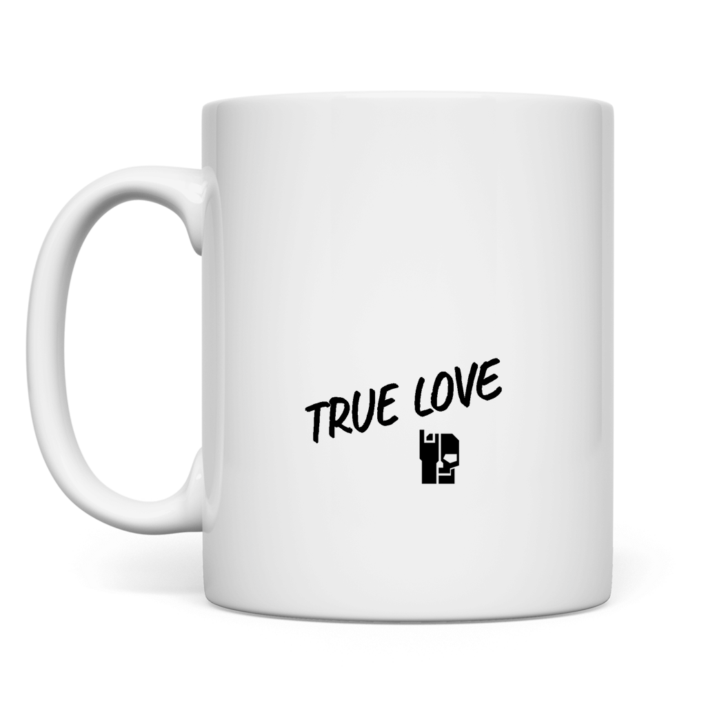 Weiße Keramiktasse mit „TRUE LOVE“-Aufdruck und Symbol